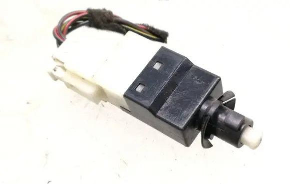 Mercedes-Benz Vito Viano W639 Brake pedal sensor switch 25216E