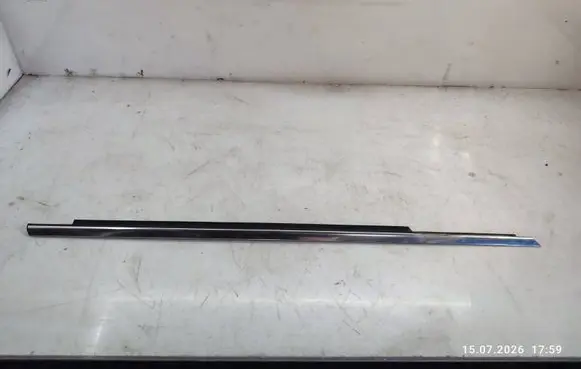 Mercedes-Benz C W204 Front door trim (molding)