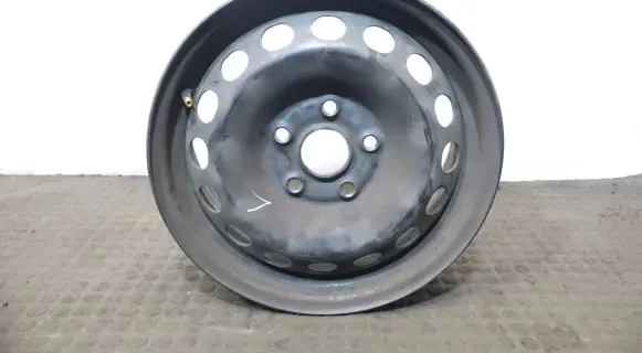 Volkswagen Caddy R15 steel rim 