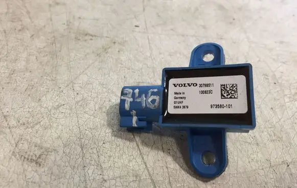 Volvo XC60 Airbag deployment crash/impact sensor 30798511 100823C