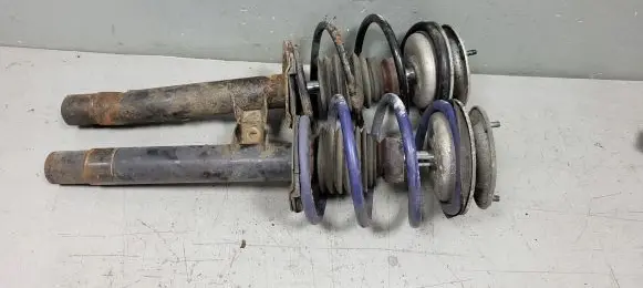 Front shock absorber/damper