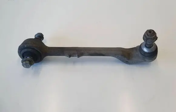 BMW 1 E82 E88 Front control arm 2405860