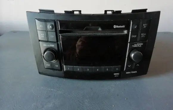 Suzuki Swift II Radio/CD/DVD/GPS head unit 3910171L1 CQJZ40F14D