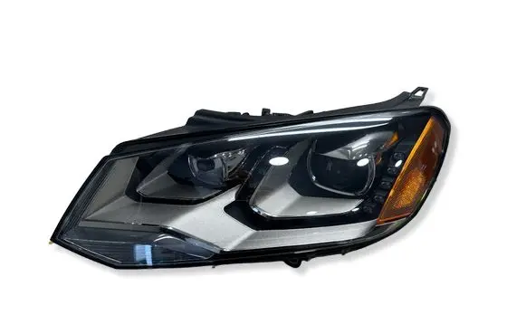 Volkswagen Touareg II Headlight/headlamp 7P1941751 1ZS01032809 SSB595HG10