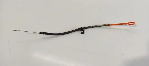 Skoda Fabia Mk1 (6Y) Oil level dip stick 047115611