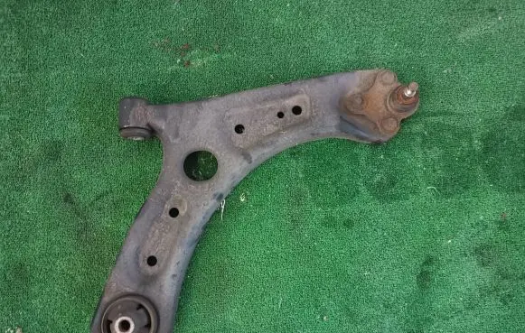 Hyundai Kona I Front control arm