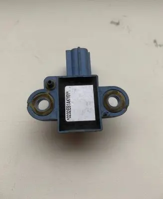 Volkswagen PASSAT B6 Airbag deployment crash/impact sensor 1K0955557A