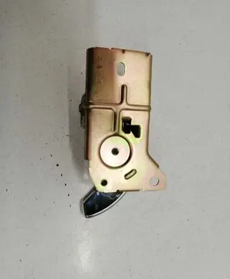 KIA Sorento Front door interior handle