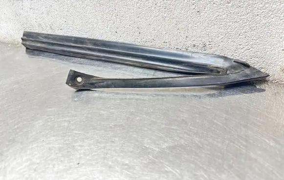 Saab 9-3 Ver1 Rubber seal front coupe door window 4697769