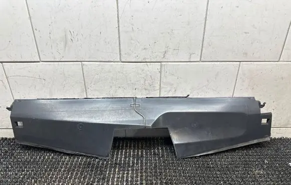 Renault Megane III Intercooler air guide/duct channel 214763608R