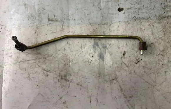Hyundai Matrix Fuel injector supply line/pipe 