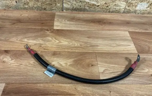 BMW 5 E60 E61 Positive cable (battery) 1439744 5106984 E2555N