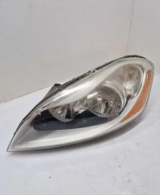 Volvo XC60 Headlight/headlamp 30763145 89902804