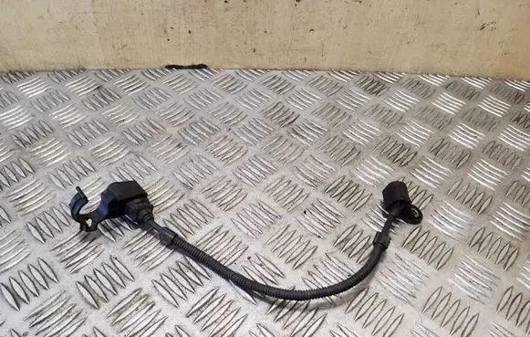 Volkswagen Caddy Camshaft position sensor 03L907601