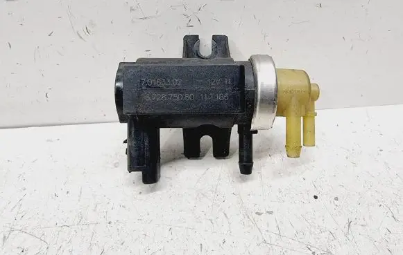 Volvo V40 Cross country Vacuum valve 31375759 31375760