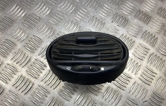 Ford Focus Dash center air vent grill 98AB19893AHW D1B1AR66ZA