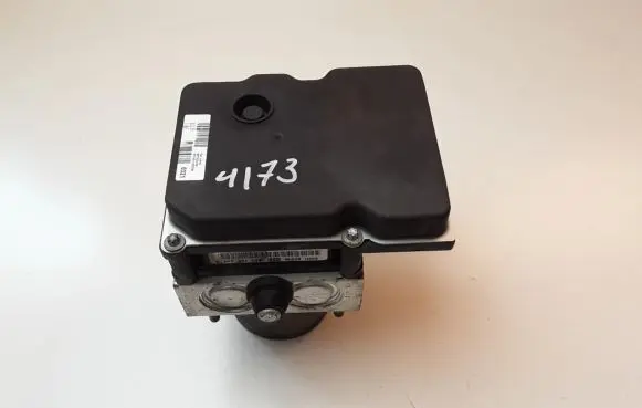 Peugeot 508 ABS Pump 9677032180