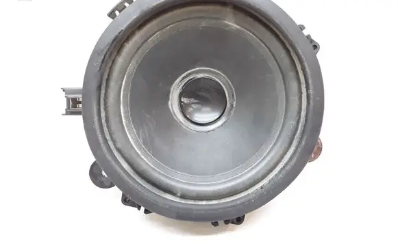 Volvo V50 Front door speaker 8651207