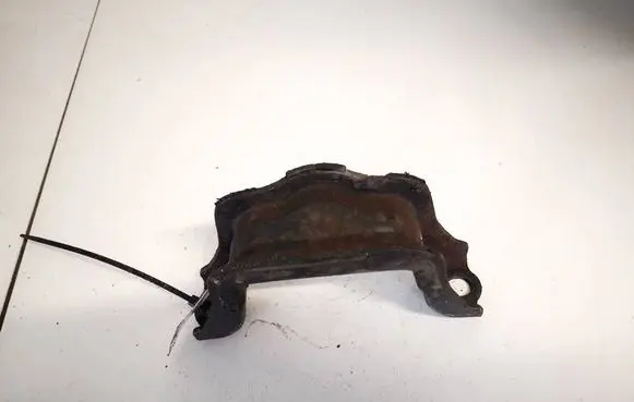 Honda Accord Engine mounting bracket