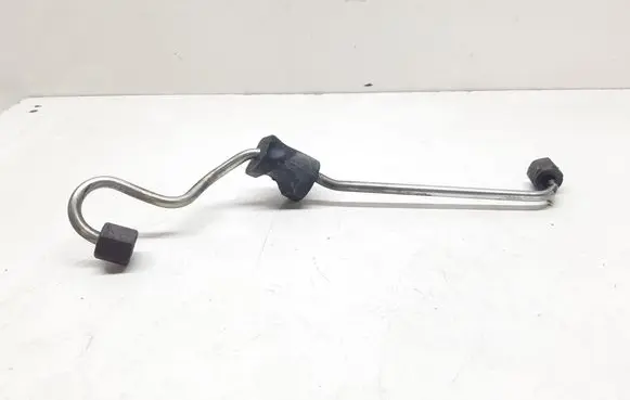 BMW 7 E65 E66 Fuel injector supply line/pipe 