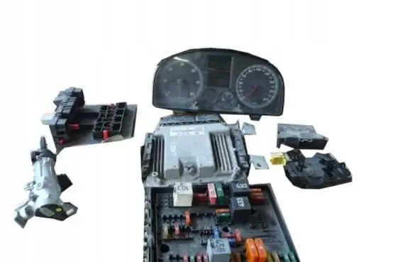 Volkswagen Caddy Engine ECU kit and lock set 03G906016N
