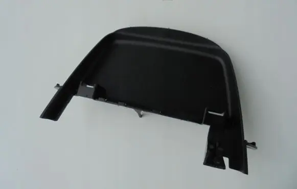 Nissan Pulsar Radio/GPS head unit trim 684133ZP0A