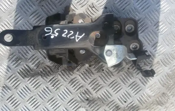 Toyota Aygo AB40 Engine mount bracket