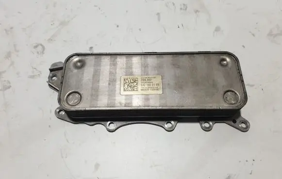 Mercedes-Benz C W204 Gearbox / Transmission oil cooler 6421800165