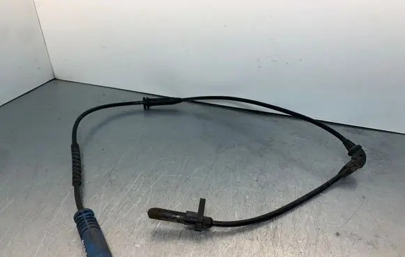 Mini Cooper Countryman R60 ABS brake wheel speed sensor 0265008526