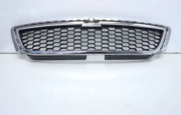 Chevrolet Captiva Front bumper upper radiator grill 9694517