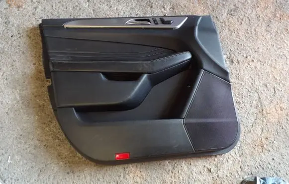 Mercedes-Benz ML W166 Front door card panel trim