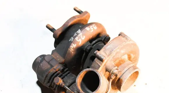 Audi A6 S6 C4 4A Turbo 046145703G