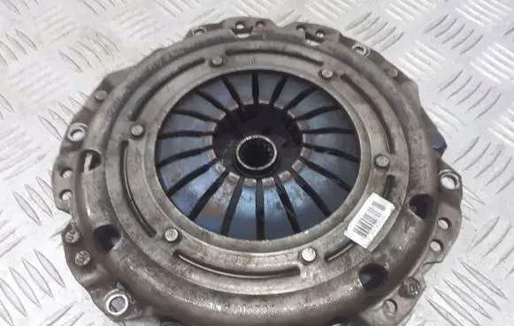 Opel Astra H Pressure plate 9223223