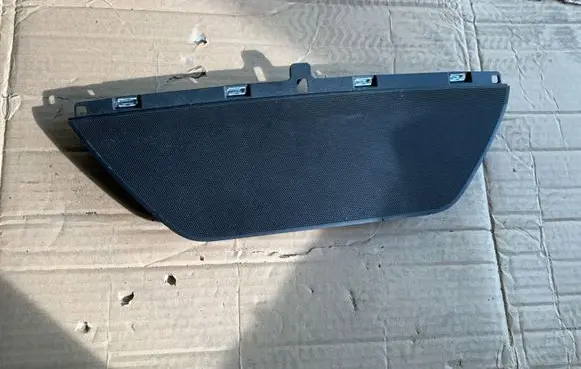Land Rover Range Rover Velar Dash center speaker trim cover 105898407C