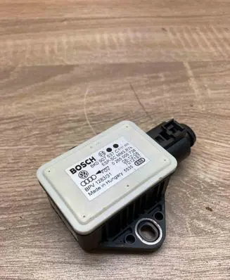 Audi Q5 SQ5 8R ESP acceleration yaw rate sensor 8K0907637C 0265005738 WITHPLUG