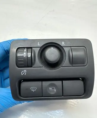 Subaru Outback Wing mirror switch 159940