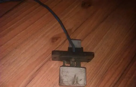 Mazda MX-3 Heater blower motor/fan resistor