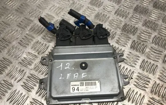 Nissan Leaf I (ZE0) Engine control unit/module MEVO1131 A11805