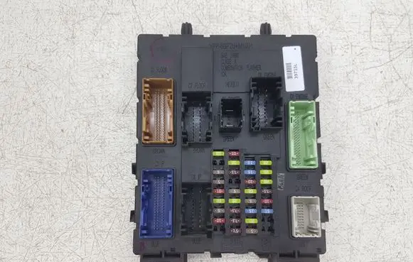 Ford Escape III BSM Control unit GV6T14A073 GV6T14A073JF 599F1PF07