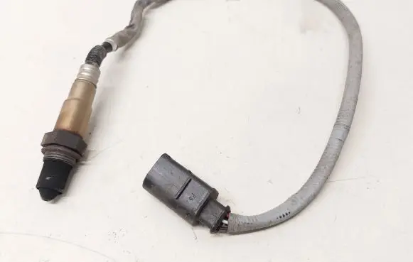 Mercedes-Benz CLA C117 X117 W117 Lambda probe sensor 0075421618 0281004205