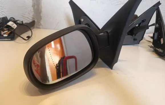 Renault Clio II Manual wing mirror 018011 E2018011
