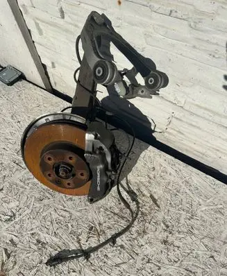Porsche Cayenne (9PA) Front wheel hub spindle knuckle