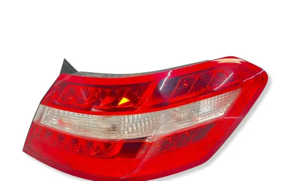 Mercedes-Benz E W212 Rear/tail lights A2128200264