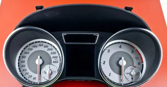 Mercedes-Benz GLA W156 Speedometer (instrument cluster) A1569004501