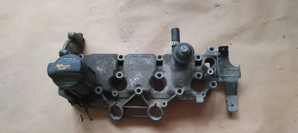 Skoda Fabia Mk1 (6Y) Rocker cam cover 03D103475C