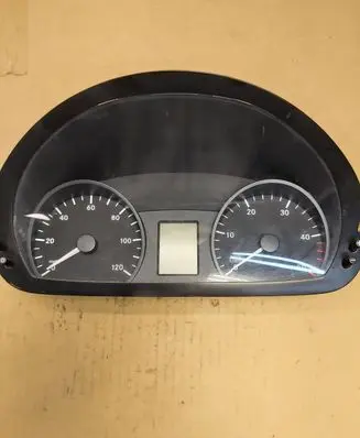Mercedes-Benz Sprinter W901 W902 W903 W904 Speedometer (instrument cluster) A9064468421