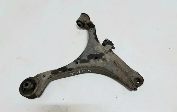 Honda FR-V Front lower control arm/wishbone