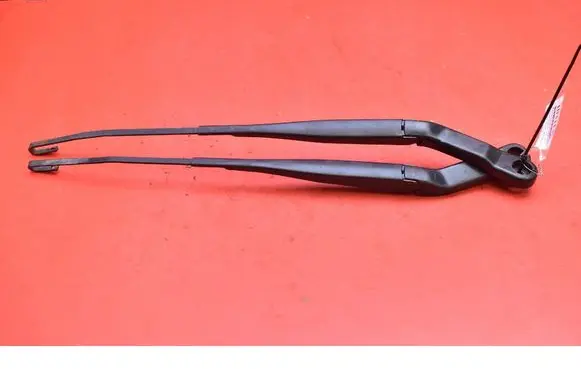 Opel Meriva A Front wiper blade arm 13139725LH