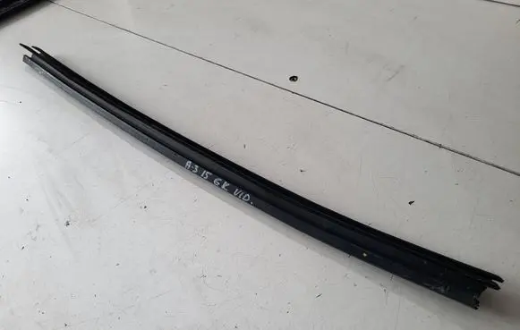 Audi A3 S3 8V Rubber seal rear door window/glass 8V4839479