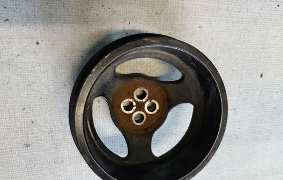Mercedes-Benz Sprinter W906 Crankshaft pulley 201612G0